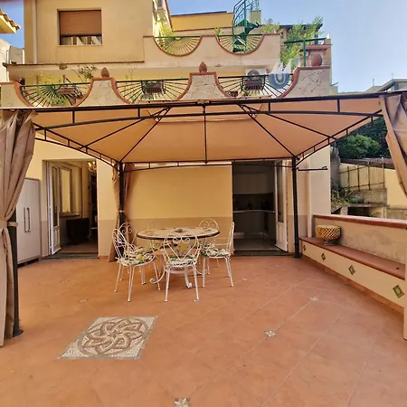 La Baronessa Charming House With Parking Apartment *